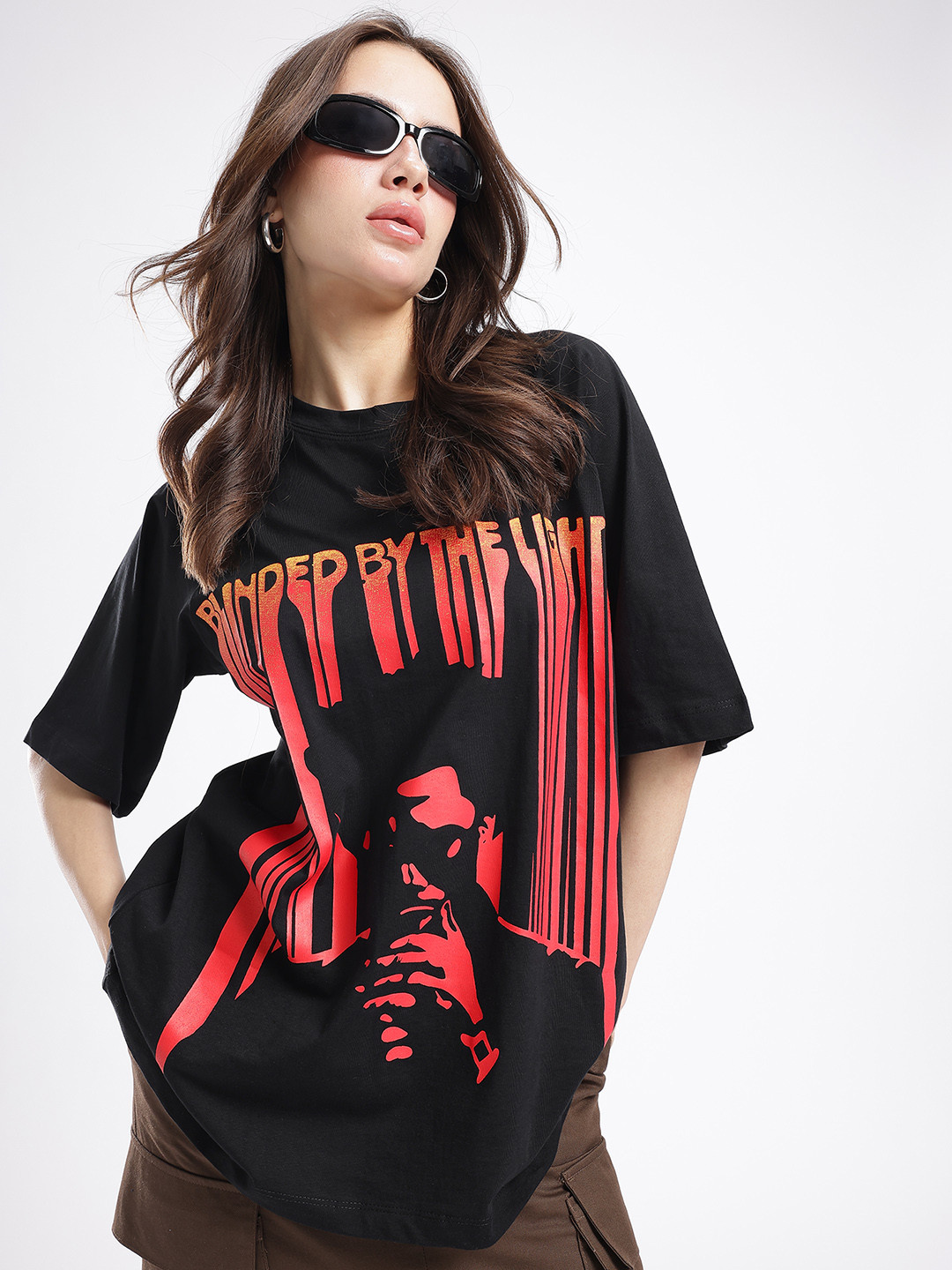 Stylecast X Hersheinbox Classic Vibe Graphic Printed Oversized T-shirt