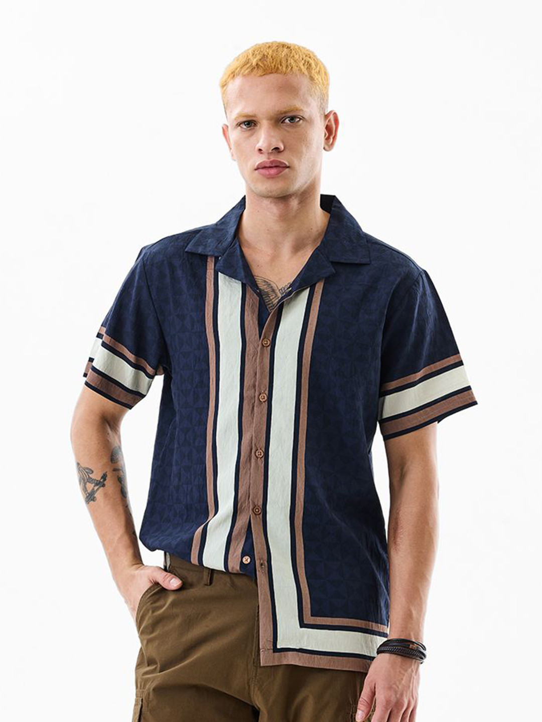 Snitch Boxy Geometric Printed Casual Shirt