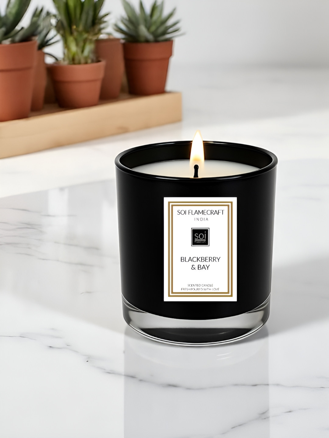 Soi FlameCraft candle with metallic lid Blackberry & Bay Solid Jar Candles