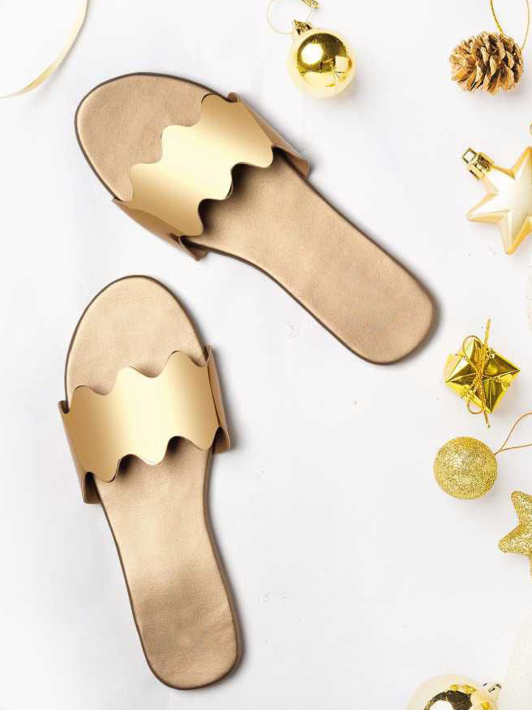 Miss Universe Women Open Toe Flats