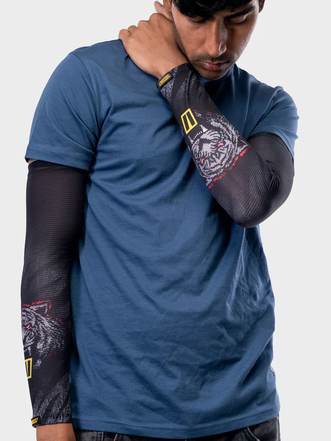 TIIVRA Men Printed Arm Sleeves Gloves