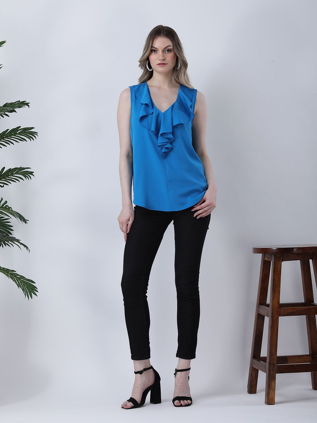 Qurvii Blue Solid Ruffle neck Top