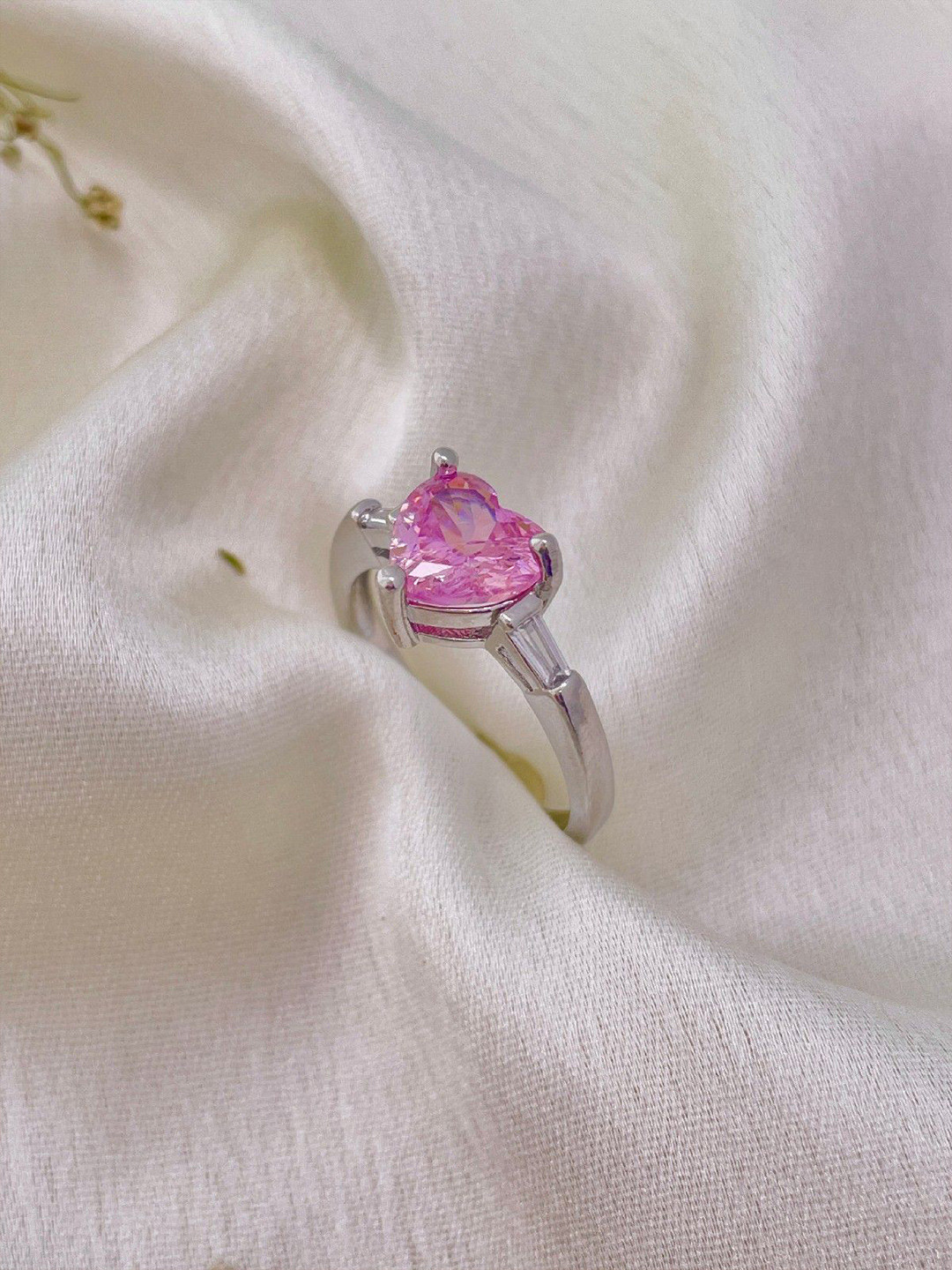 ISHKAARA Rhodium-Plated Pink Heart Crystal Finger Ring