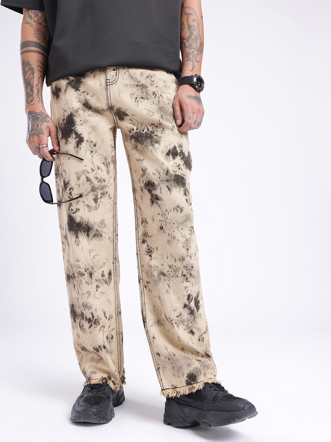 glitchez Men Relaxed Bleached Jeans