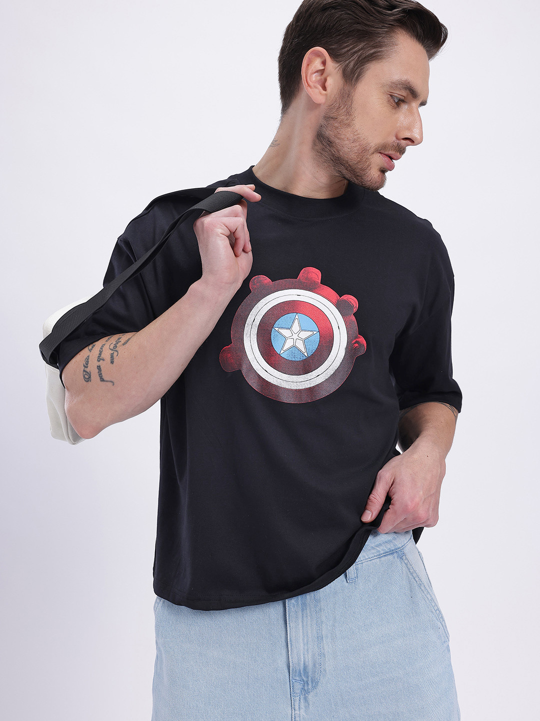 glitchez Captain America Print T-shirt