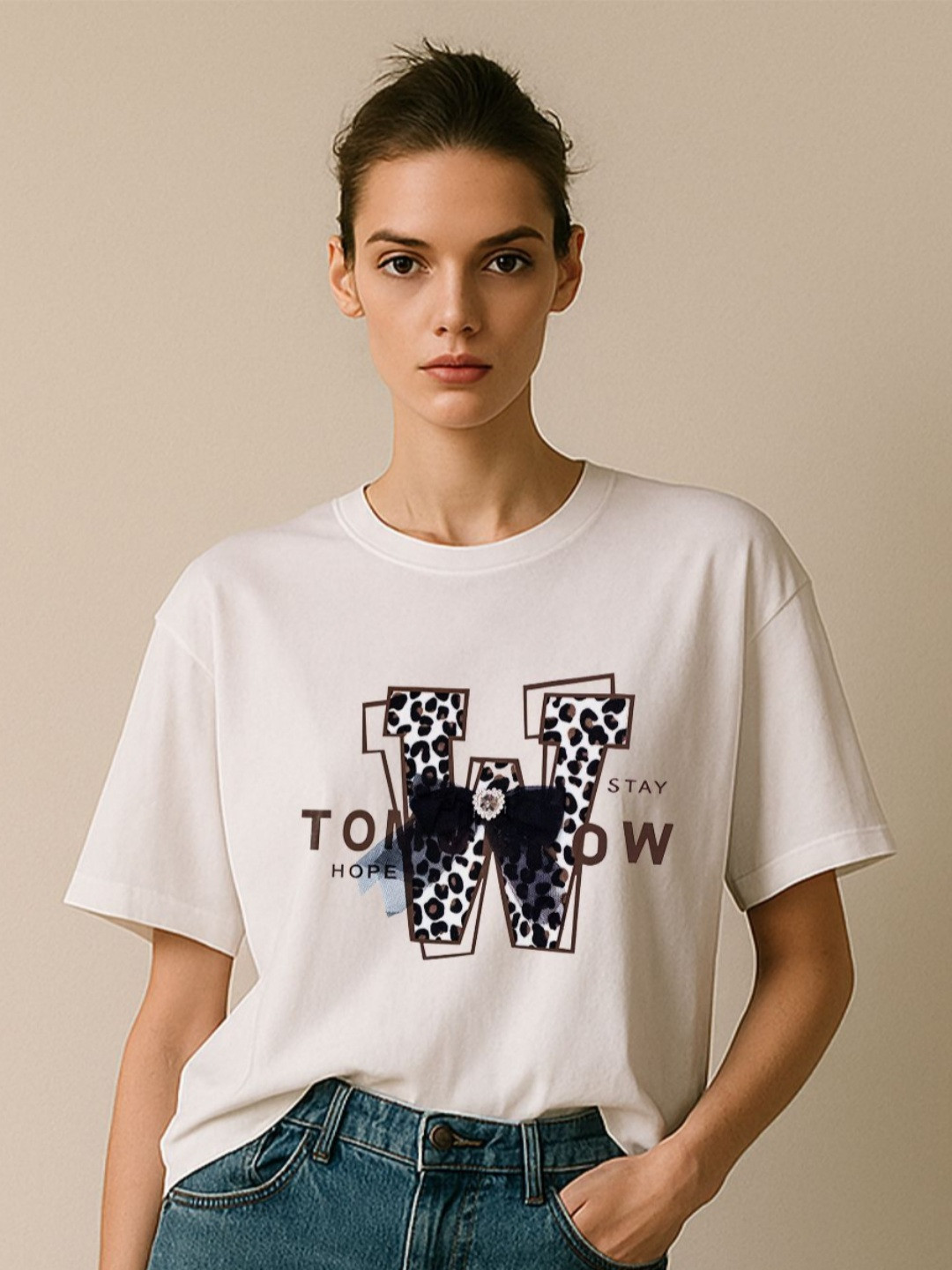 GRACE & JACK W Letter 3D Graphic Printed Oversized Diamond Embellishment T-shirt