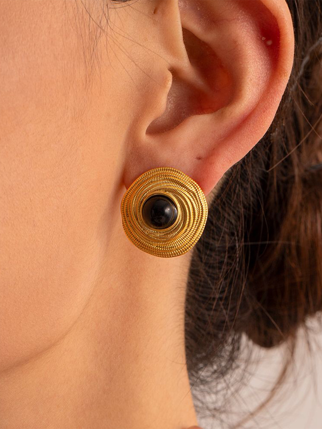 Aiza 18KT Gold Plated Pearls Studded Twist Enamel Studs