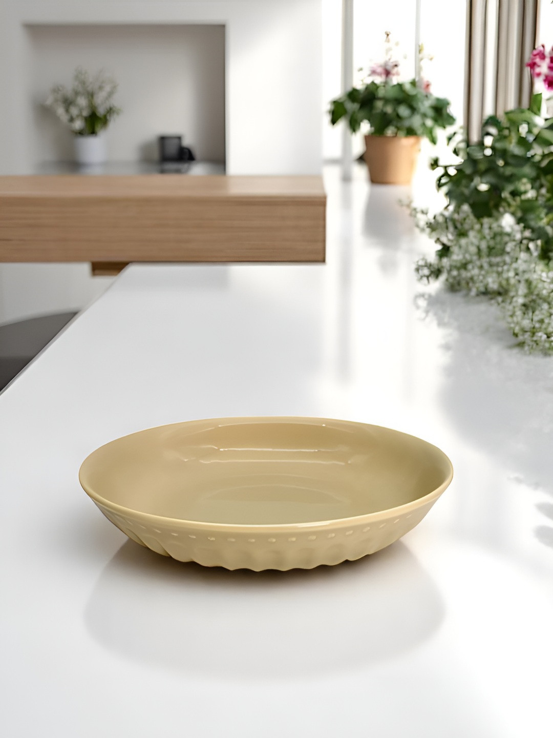 LEMONTREE Beige Ceramic Dishwasher And Microwave Safe Plates