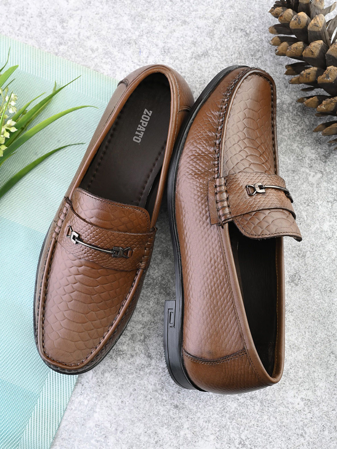 ZOPATO Men Leather Formal Loafers