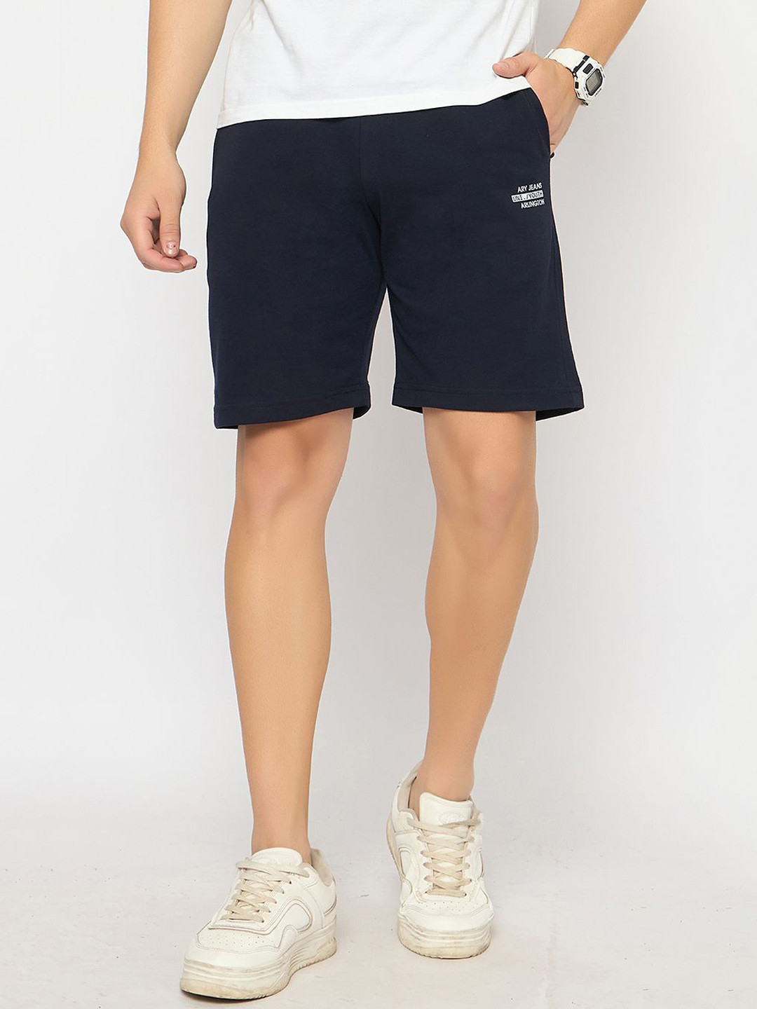 ARRAY Men Solid Mid-Rise Regular Fit Shorts