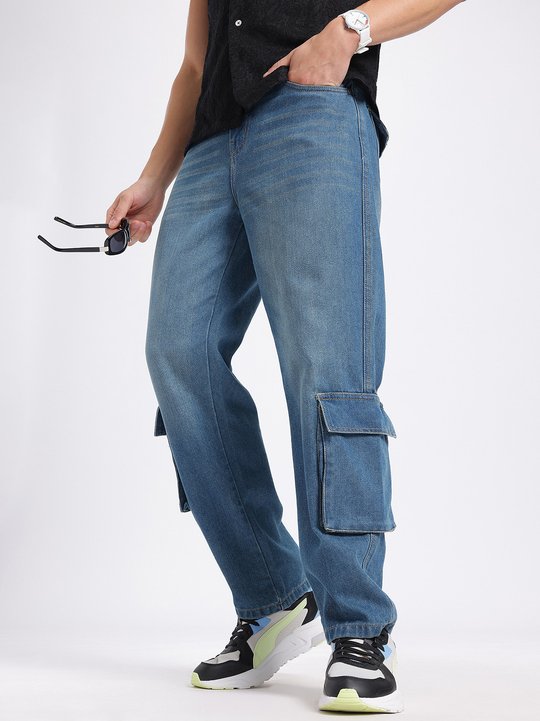 glitchez Men Faded Cargo-Style Jeans