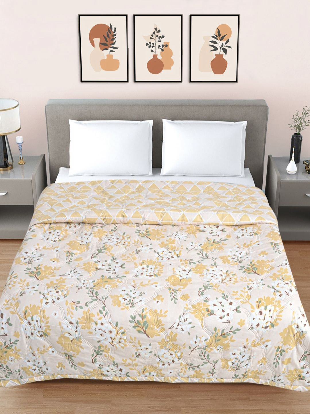 Myntra Elegant Homes Beige & White Floral Printed AC Room 350 GSM Double Bed Comforter