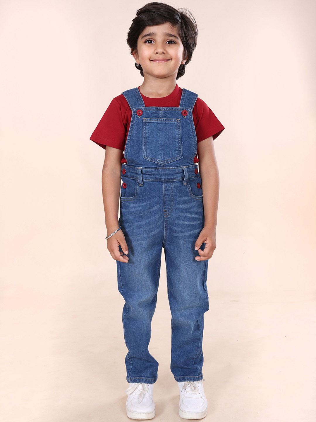 KiddoPanti Boys Graphic Printed Round Neck Tee With Full Length Denim Dungaree