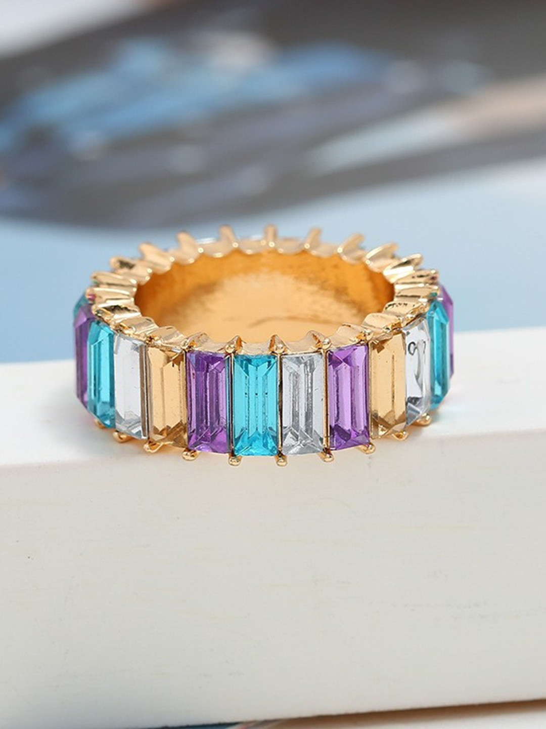 Arzonai Zircon Wild Square Metal Ring