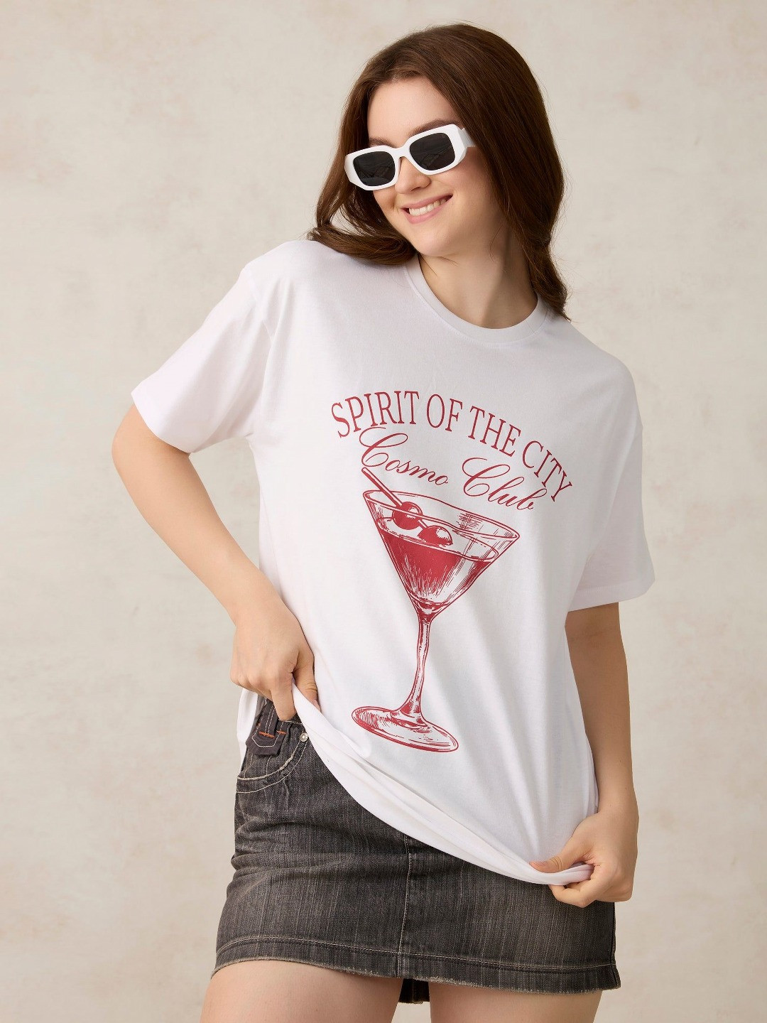 Outzidr White Oversized T-Shirt with Graphic Print