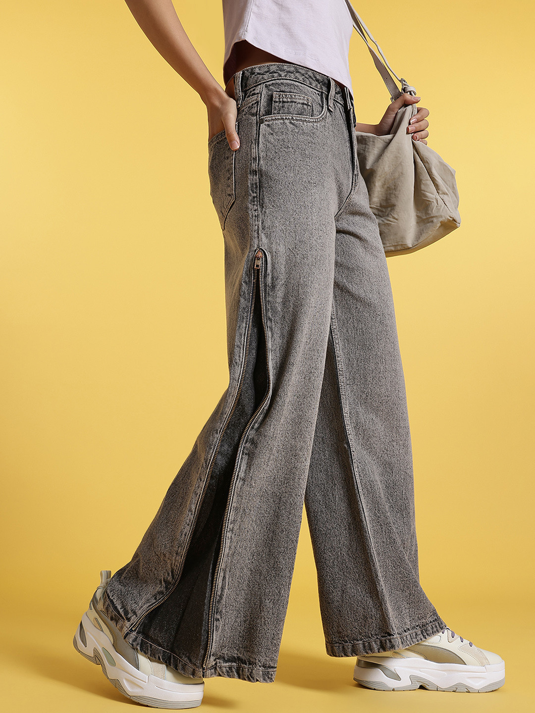 glitchez Women Threads Side Zipper Wide Leg Fit Jeans