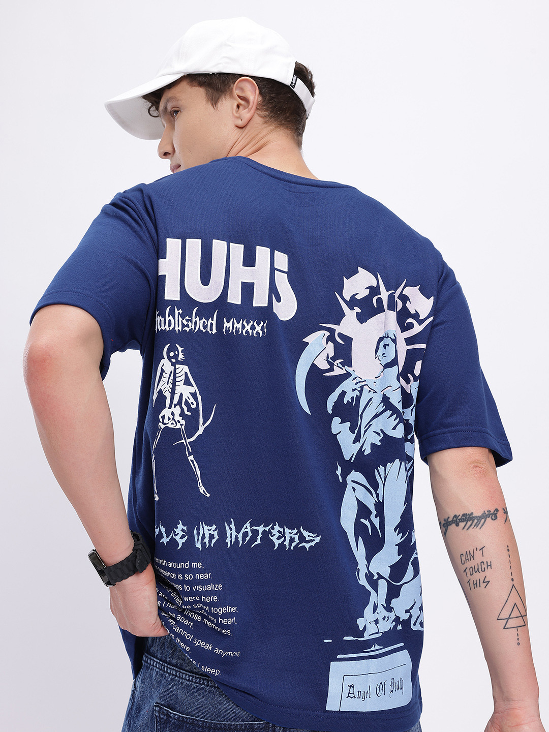 glitchez Anime Graphics Printed Drop-Shoulder Sleeves Oversized T-shirt