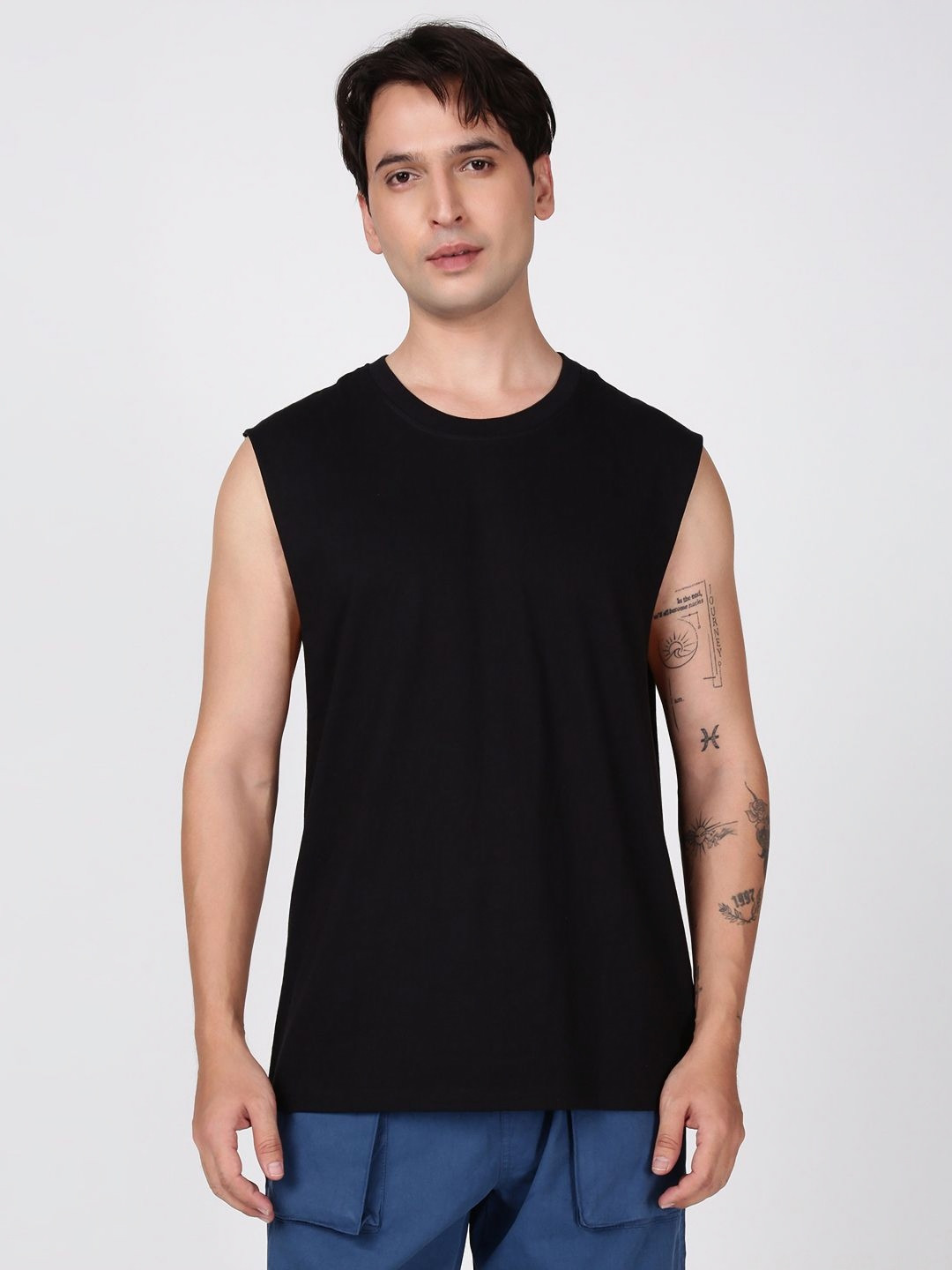 Bene Kleed Round Neck Sleeveless Relaxed Fit Cotton T-shirt
