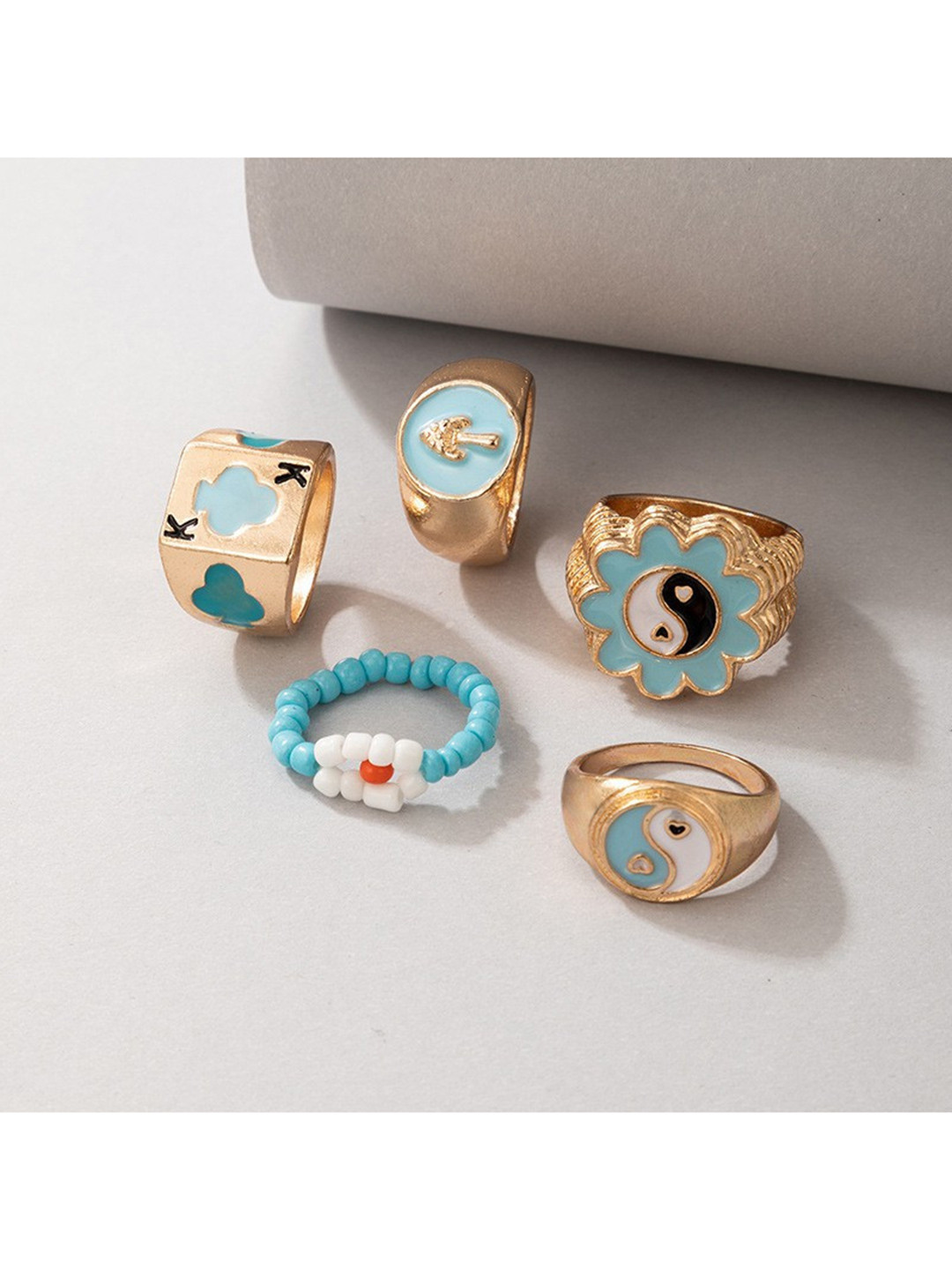 Arzonai 5 Piece Blue Tai Chi Bead Flower & Mushroom Ring