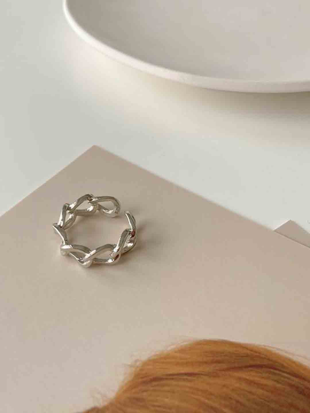 Arzonai Korean style geometric Metal Ring