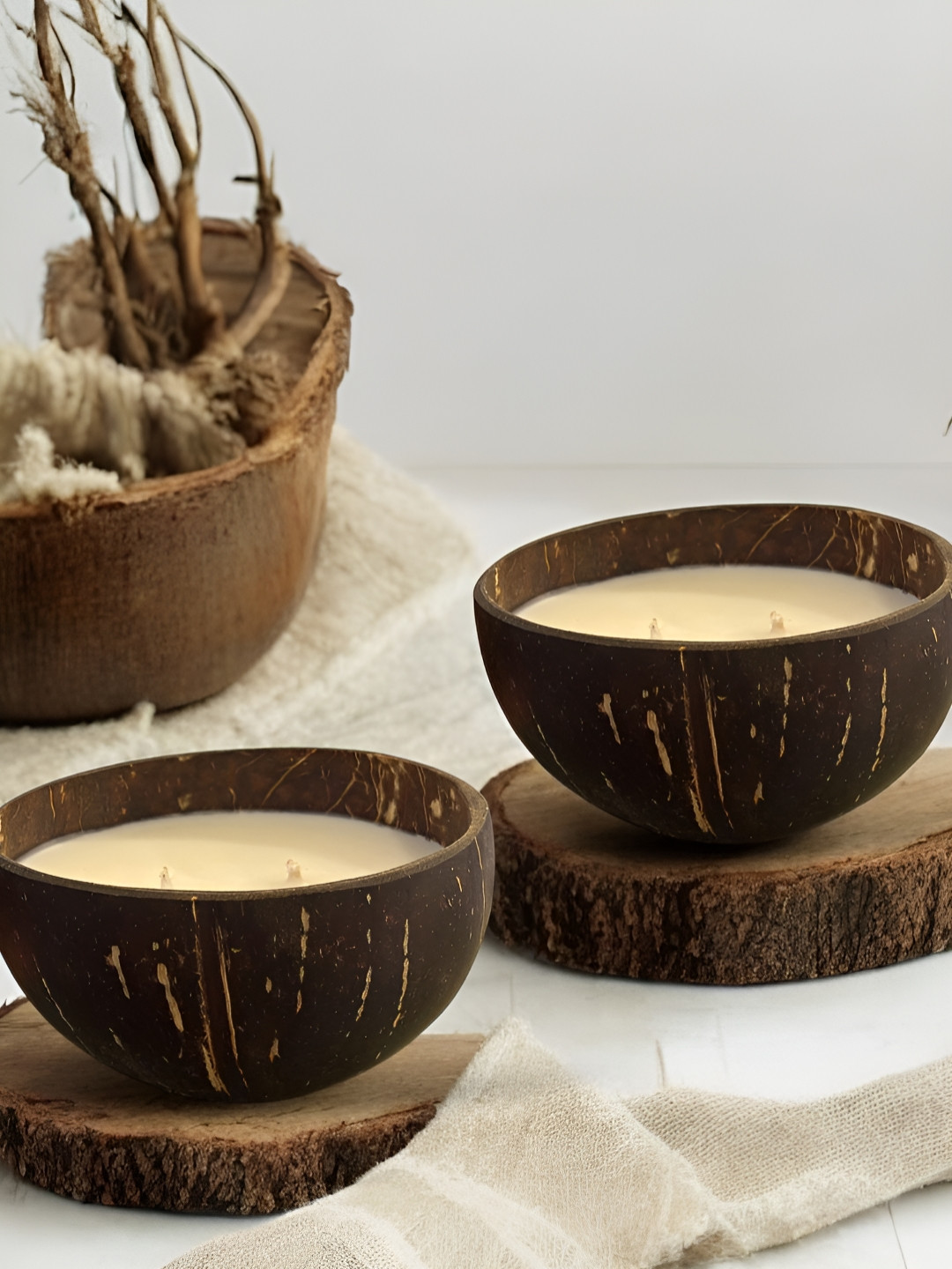 Soi FlameCraft Coconut shell 2 Wick Mahogany Woods Abstract Round Regular Diyas Candles
