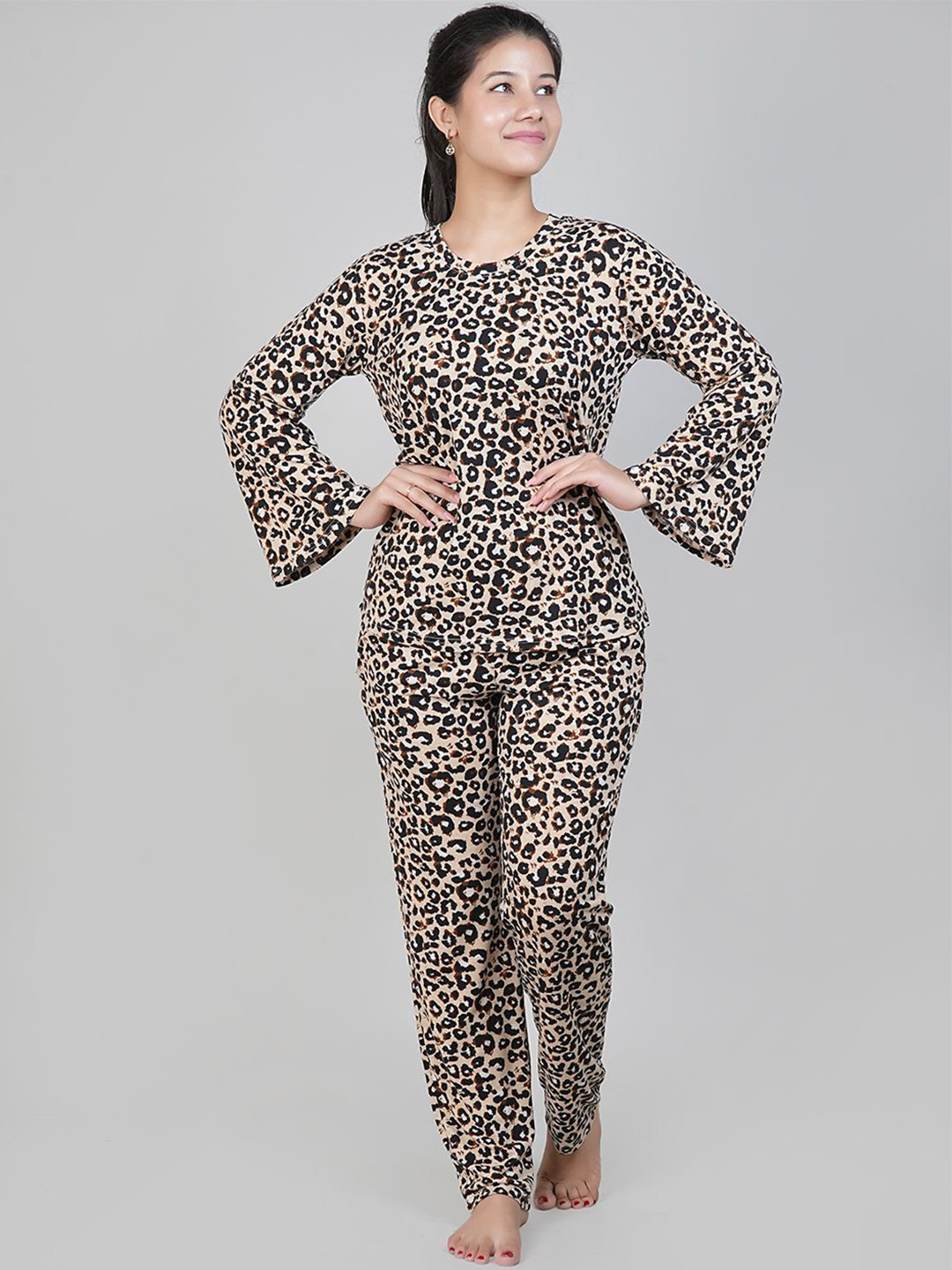 She N She Women Animal Printed Top & Pyjamas Night suit