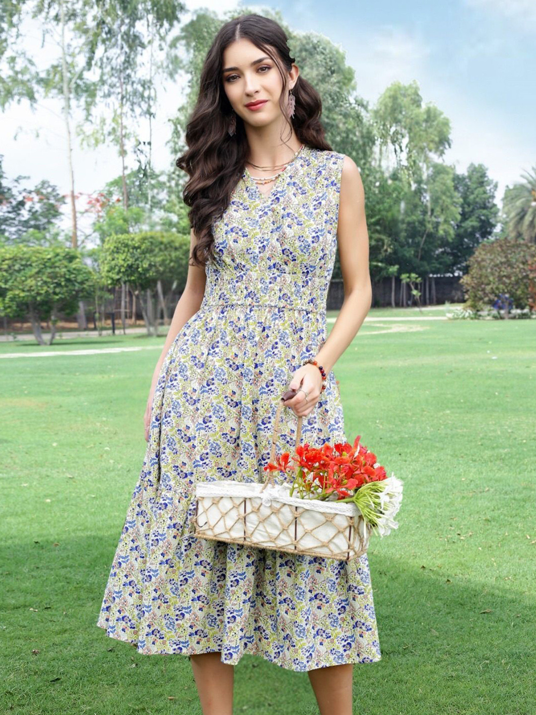 Sera Women Floral Breeze Vibes Sleeveless Boho Summer Essential Midi Dress