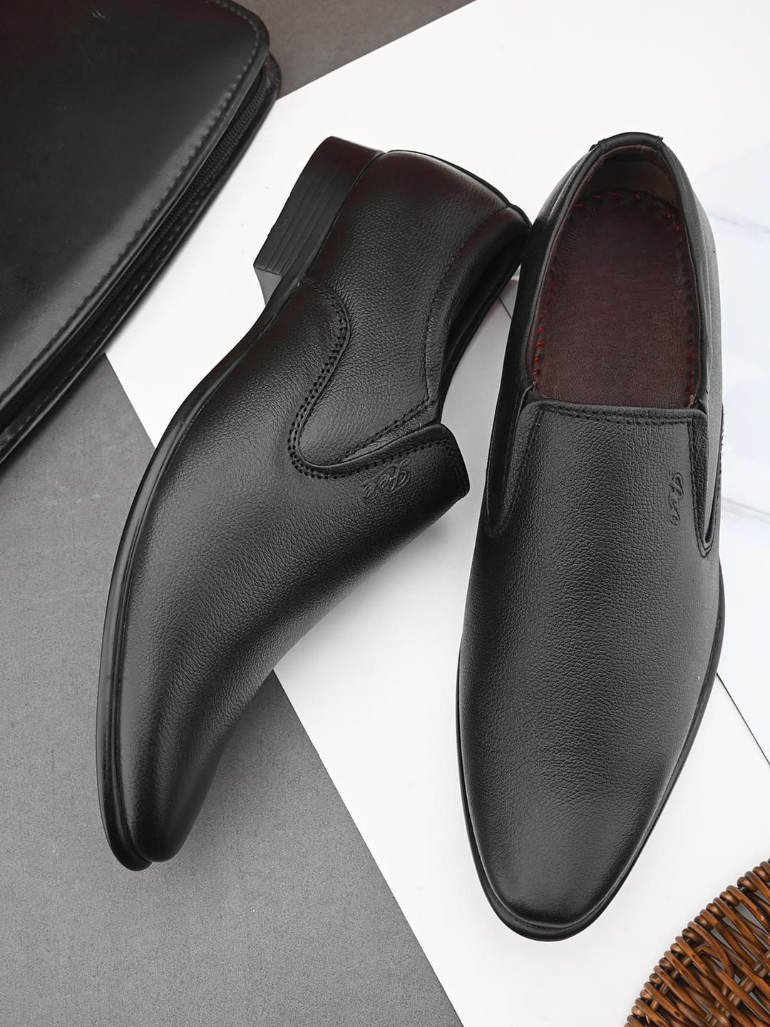 Butello Men Solid Textured Leather Slip-On Sneakers