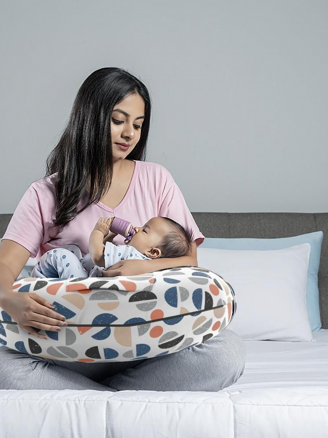 wakefit White Printed 5-in-1 Nursing Fibre Filling Cotton Baby Pillow