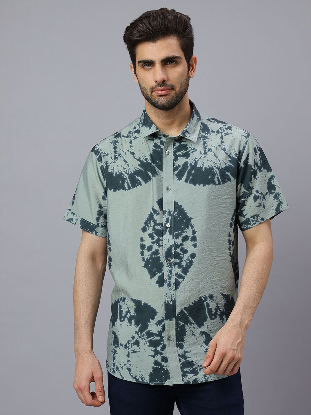 NEON CHILLIE Abstract Printed Spread Collar Classic Slim Fit Cotton Shirt