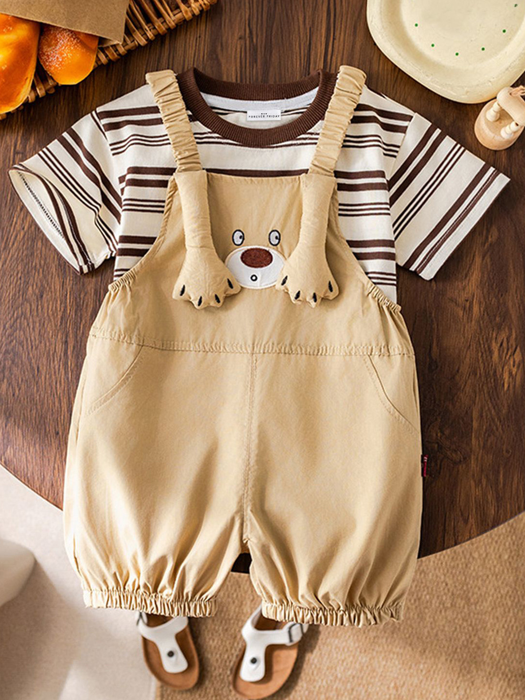 FOREVER FRIDAY Boys Printed Dungarees Set