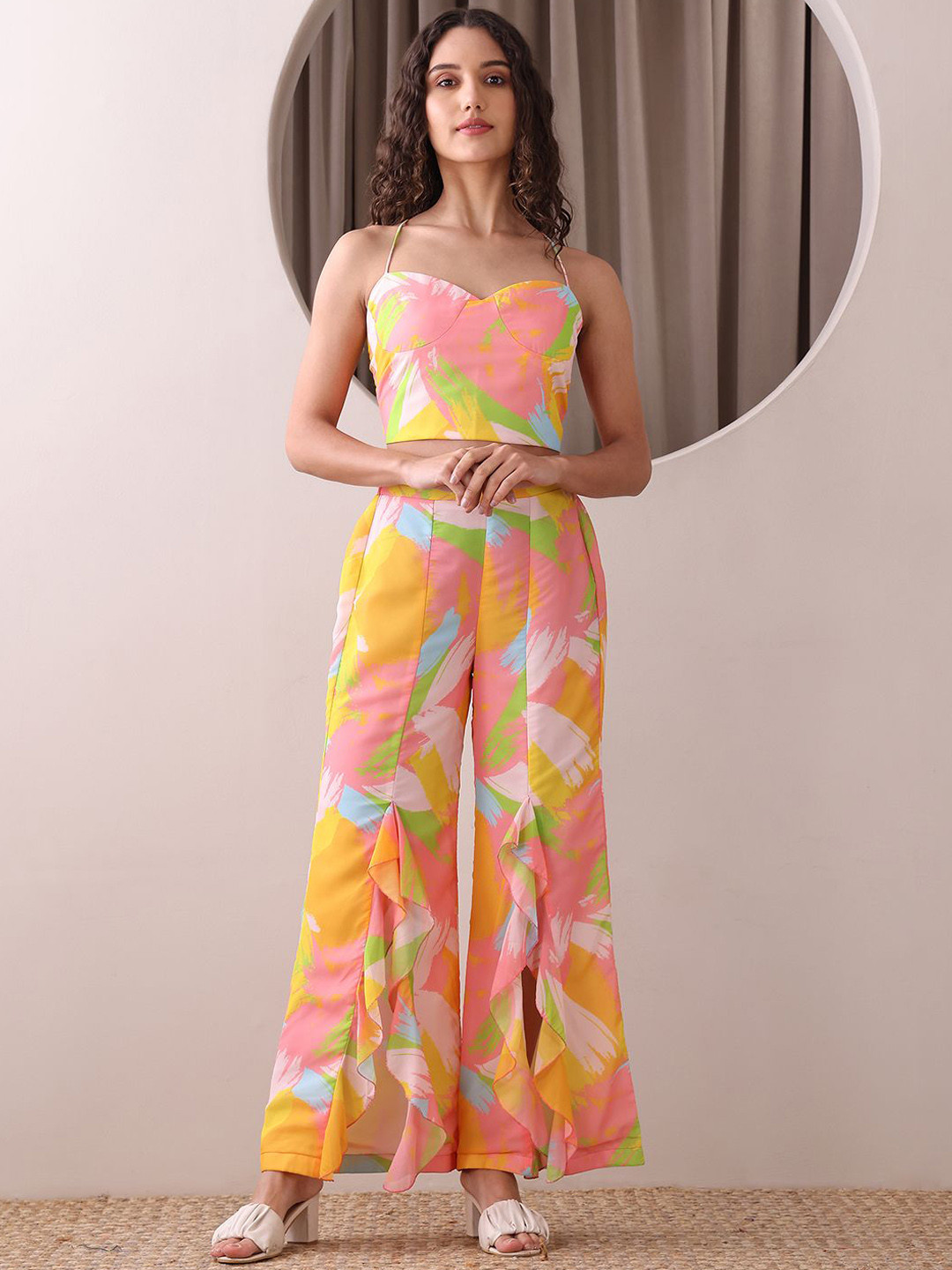 MILOST Printed Shoulder Strapped Crop Top With Palazzos C-Ords