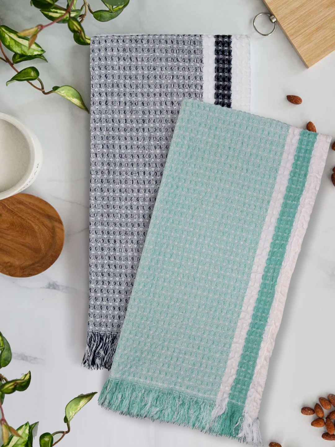 HOME COLORS.IN 2-Pcs Black & Green Printed 250 GSM Pure Cotton Hand Towels