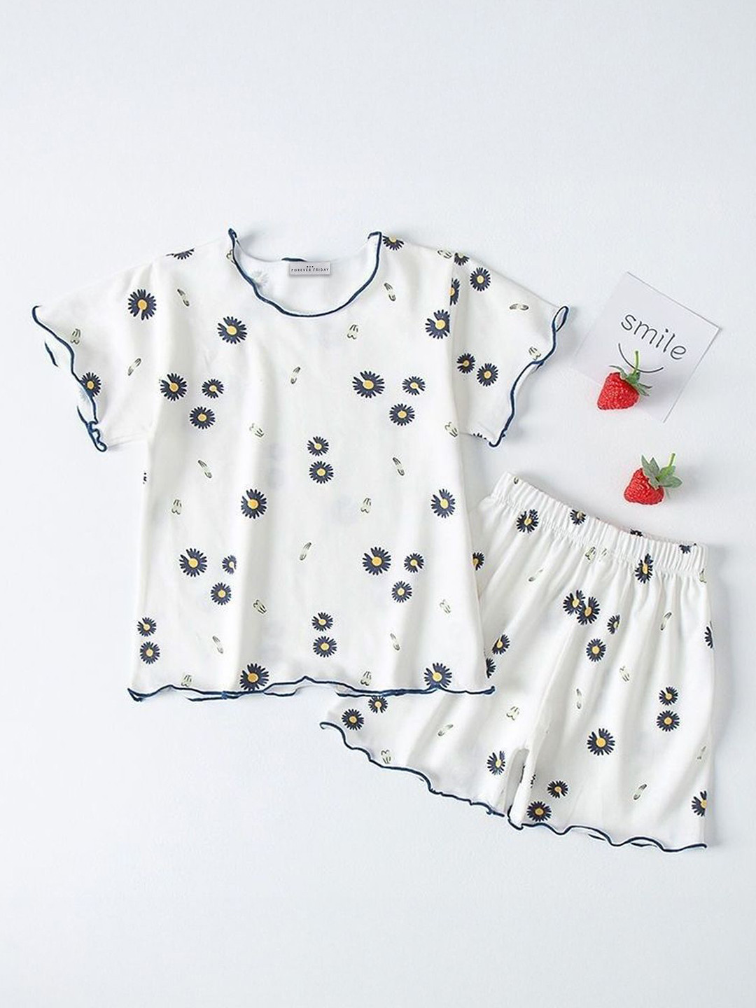 FOREVER FRIDAY Girls Floral Printed Top with Shorts