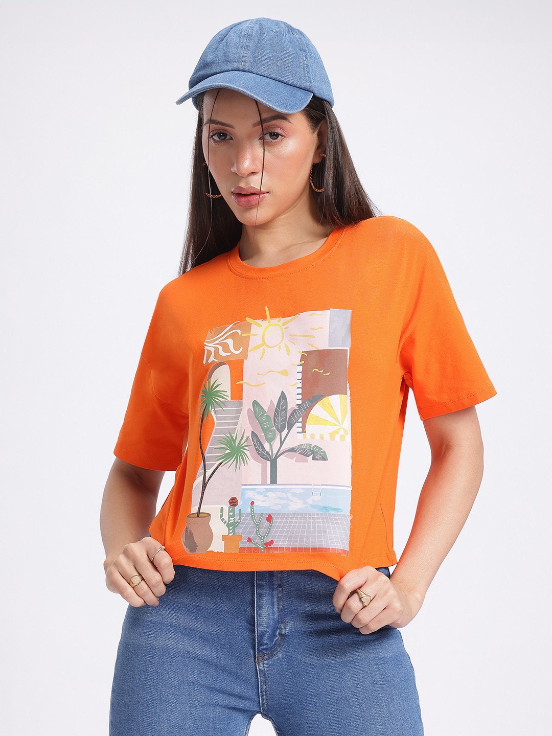 glitchez Graffiti Printed Crop Boxy Fit T-shirt