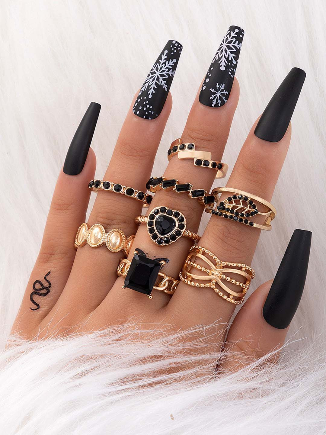 Arzonai Set of 8 Steel Rings