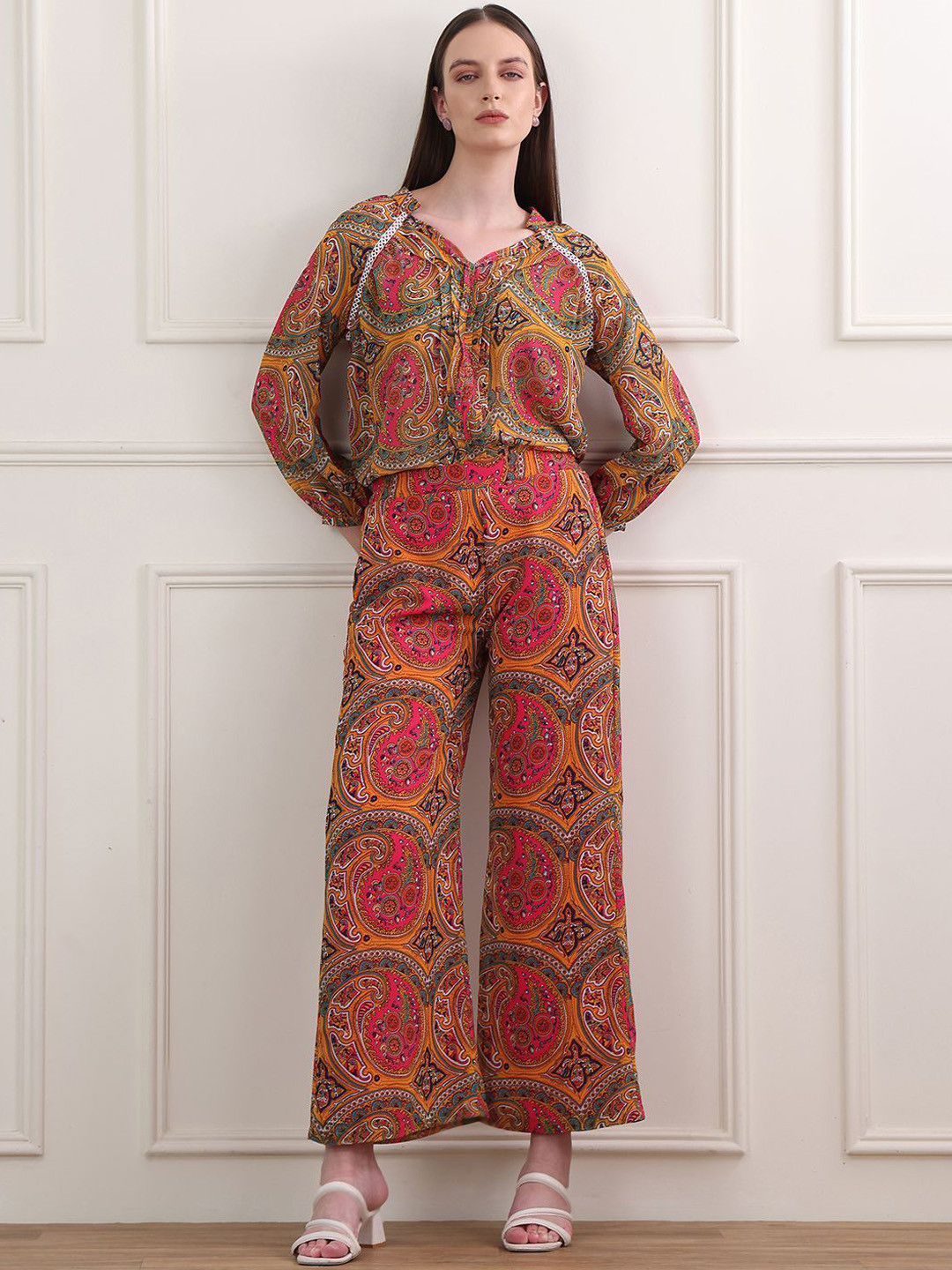 MILOST Syncd Style Printed Mandarin Collar Georgette Top With Palazzo