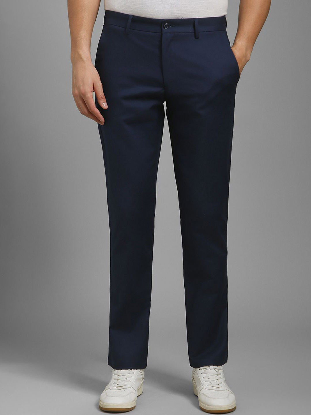 Louis Philippe Men Mid Rise Relexed Fit Chinos