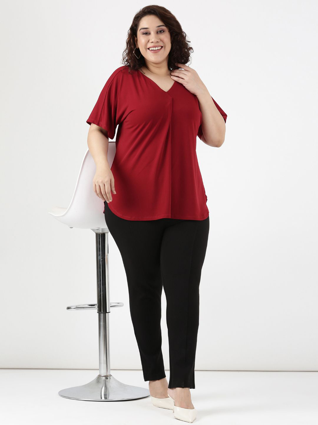 The Pink Moon Women Plus Size Maroon V-neck Top