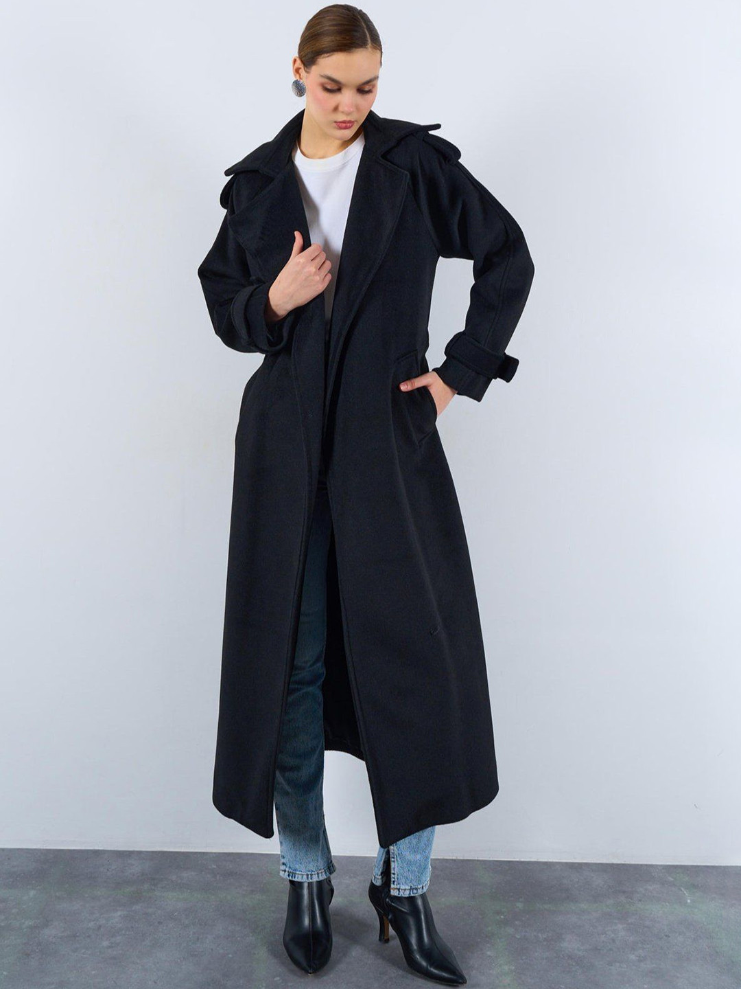 Fashion Gaiia Notched Lapel Neck Oversized Belted Pocket Winter Overcoat