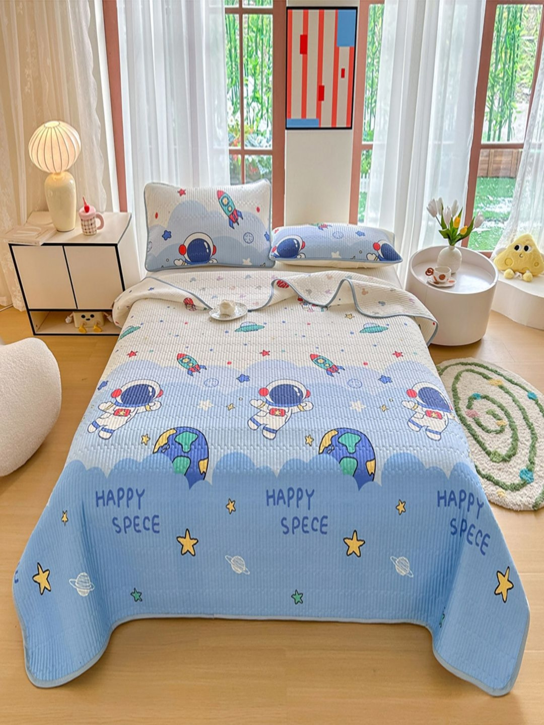 JC HOME White & Blue Printed  Cotton Single Bed Cover With Pillow Covers -1.5 x 2.0 m