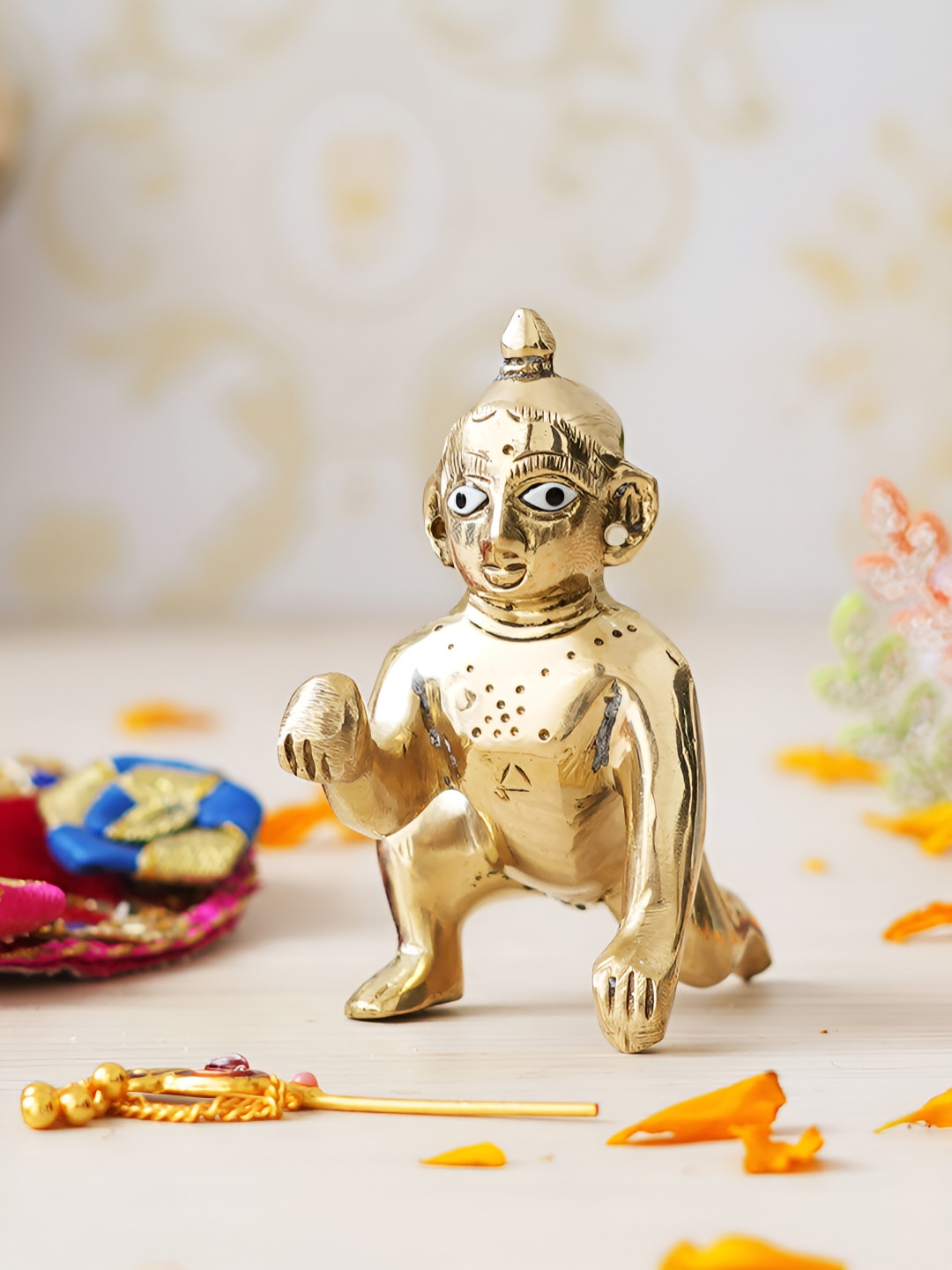 Aura Kanha Gold Brass Metallic Prayer Room Small Showpiece - 3.1 Inches