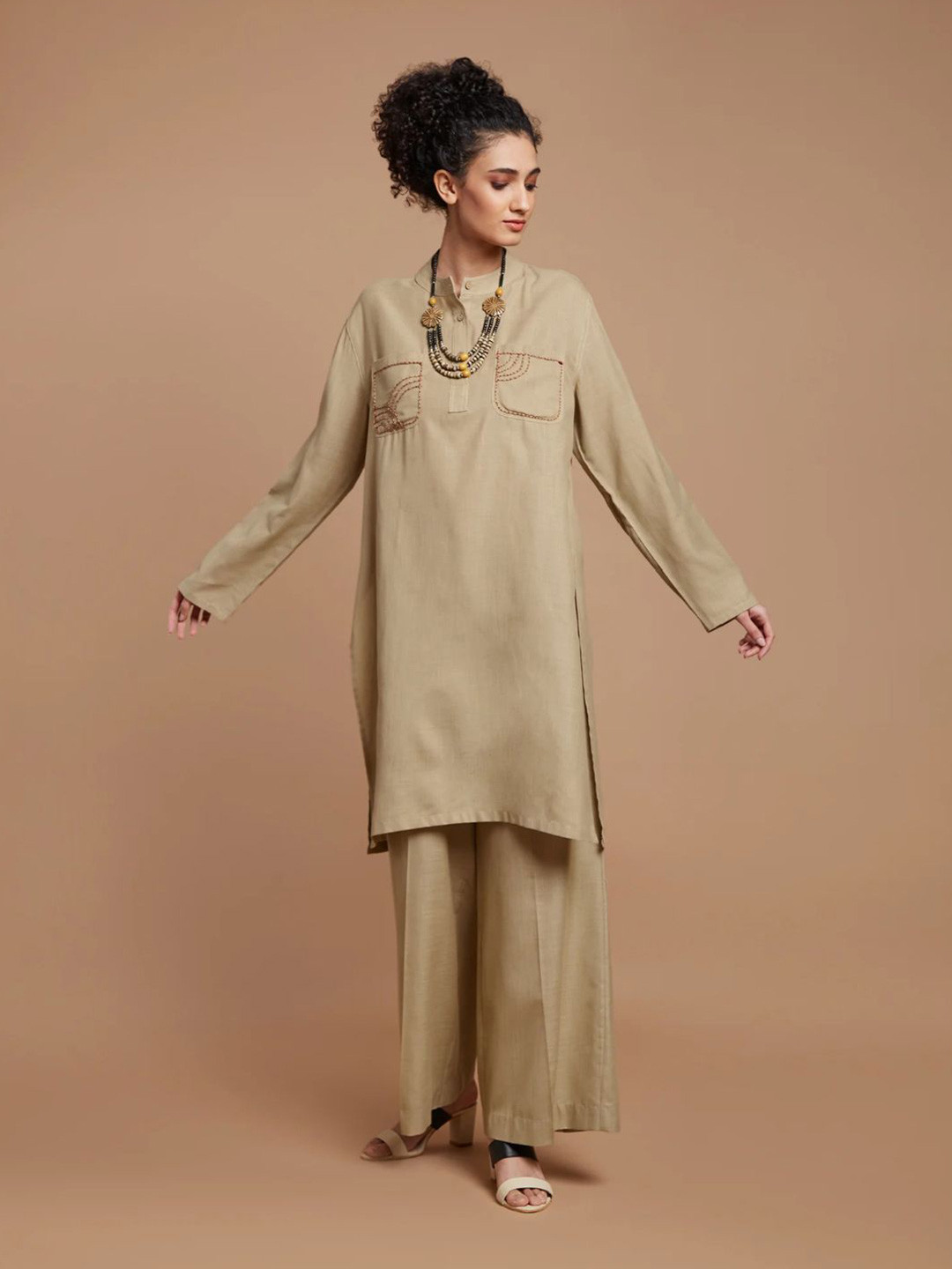Chhaya Gandhi Design Studio Women Solid Festive Cotton Straight Kurta