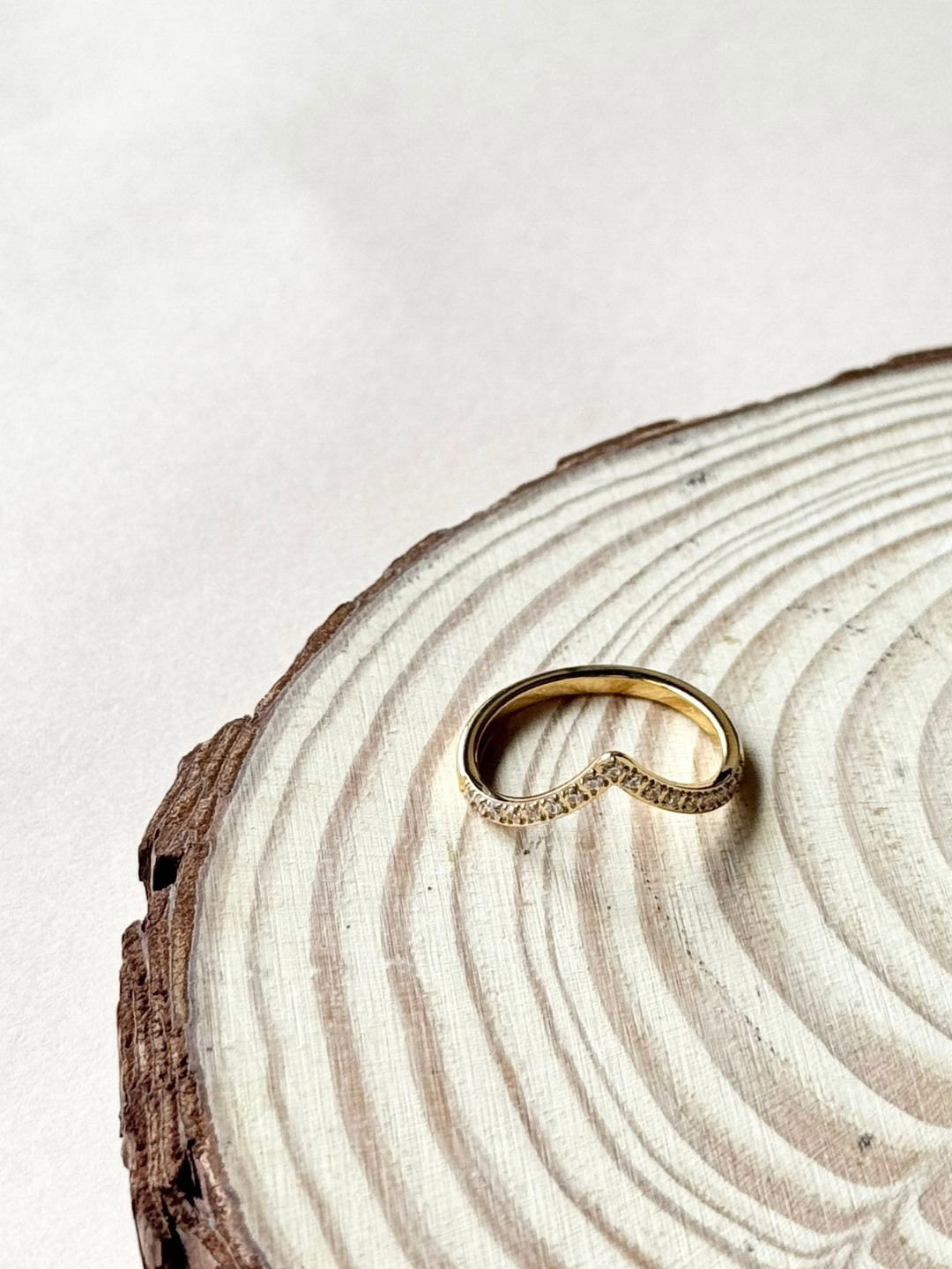 The Jewellery Tale Gold-Plated Diamond Studded Curve Finger Ring