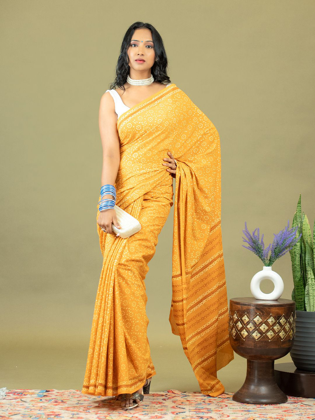 Ushvii Ethnic Motifs Pure Dabu  Saree With Blouse Piece