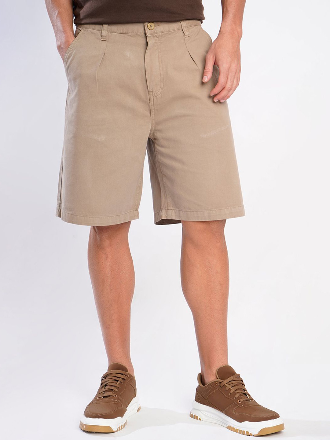 Bene Kleed Men Baggy Fit Pleated Cotton Chino Shorts
