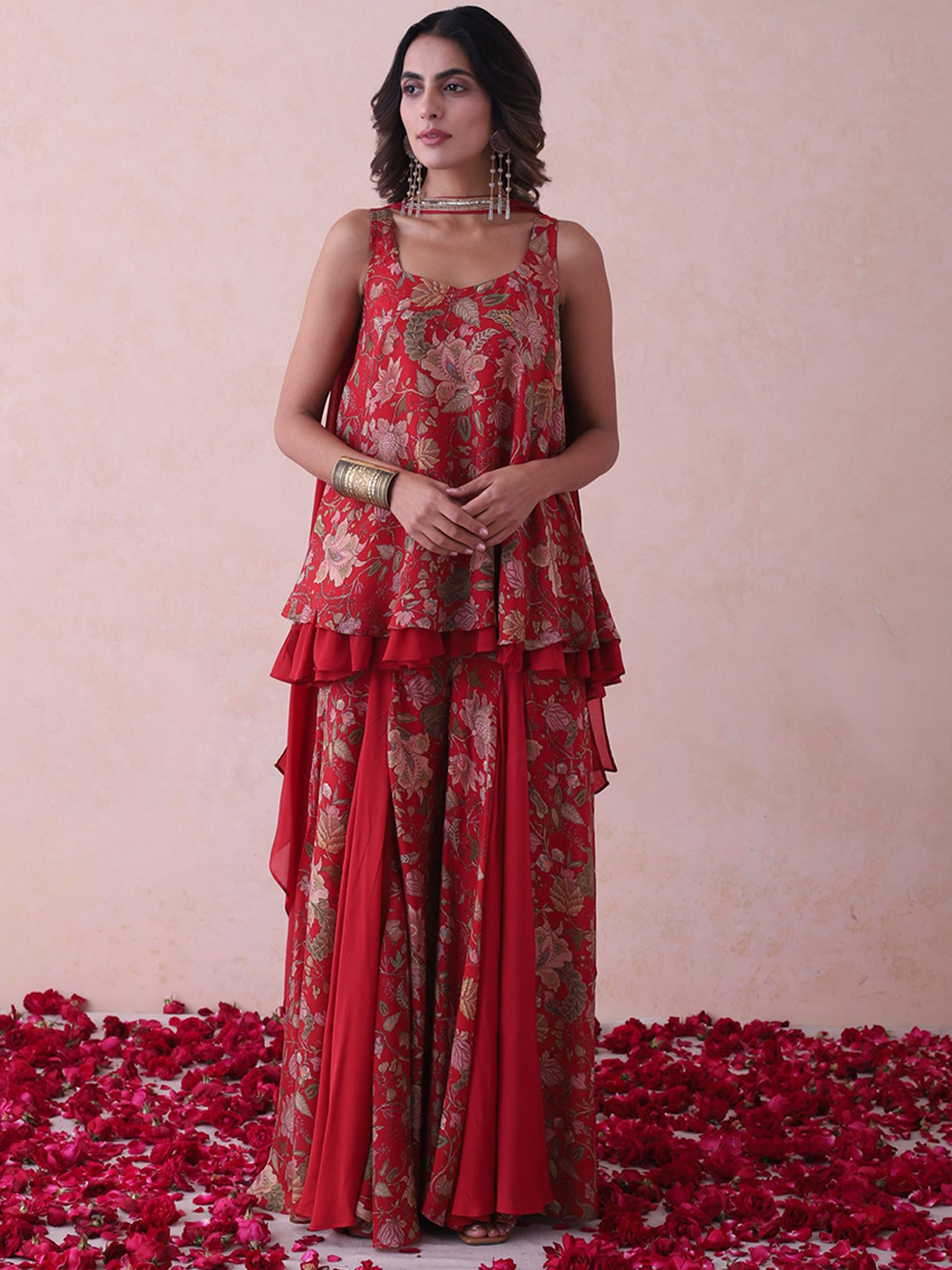 Label Naariti Floral Printed Sweetheart Neck A-Line Short Kurti & Sharara With Dupatta