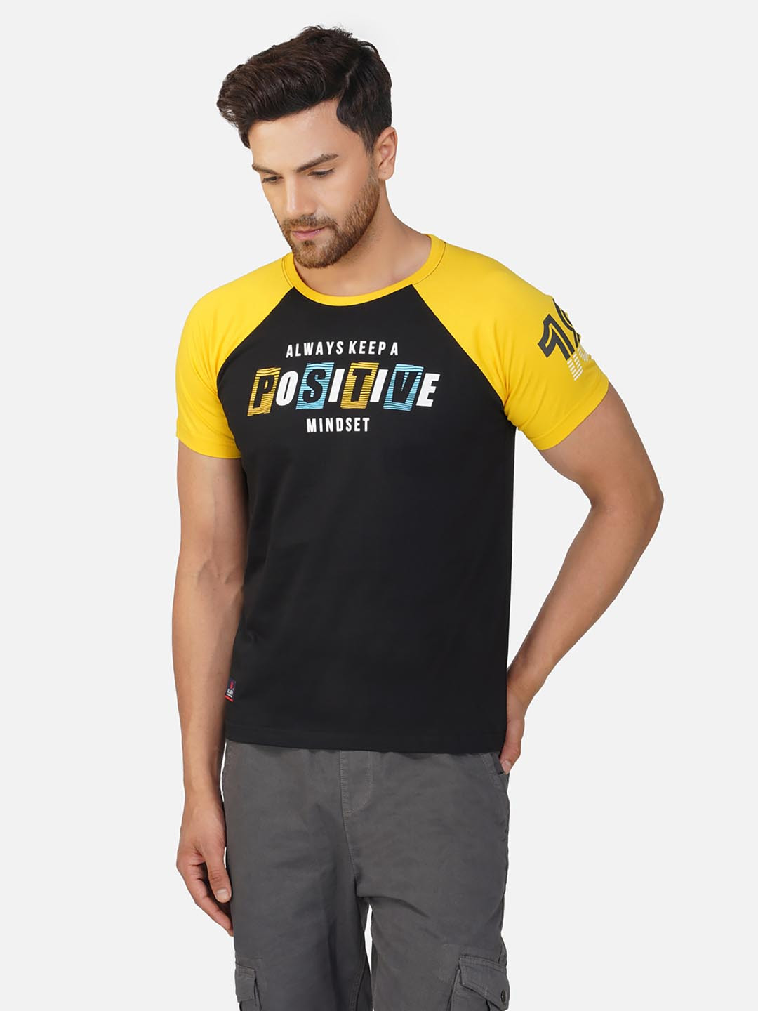 ALARM Men Typography Printed Round Neck Cotton T-shirt