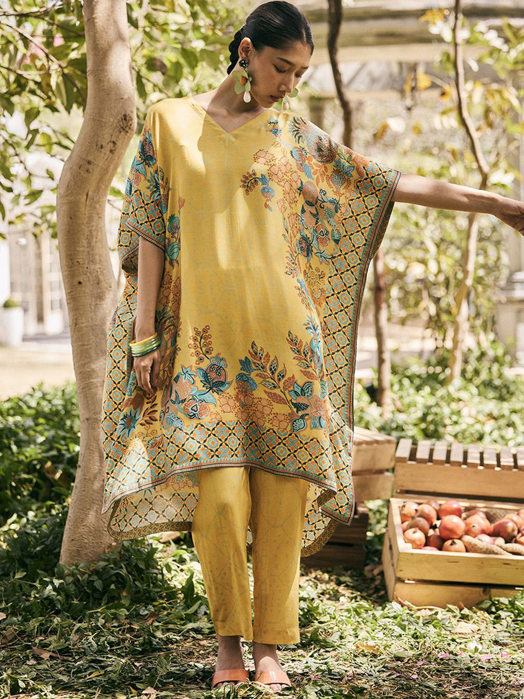 SAUNDH Printed V-Neck Kaftan Top With Trousers Co-Ords