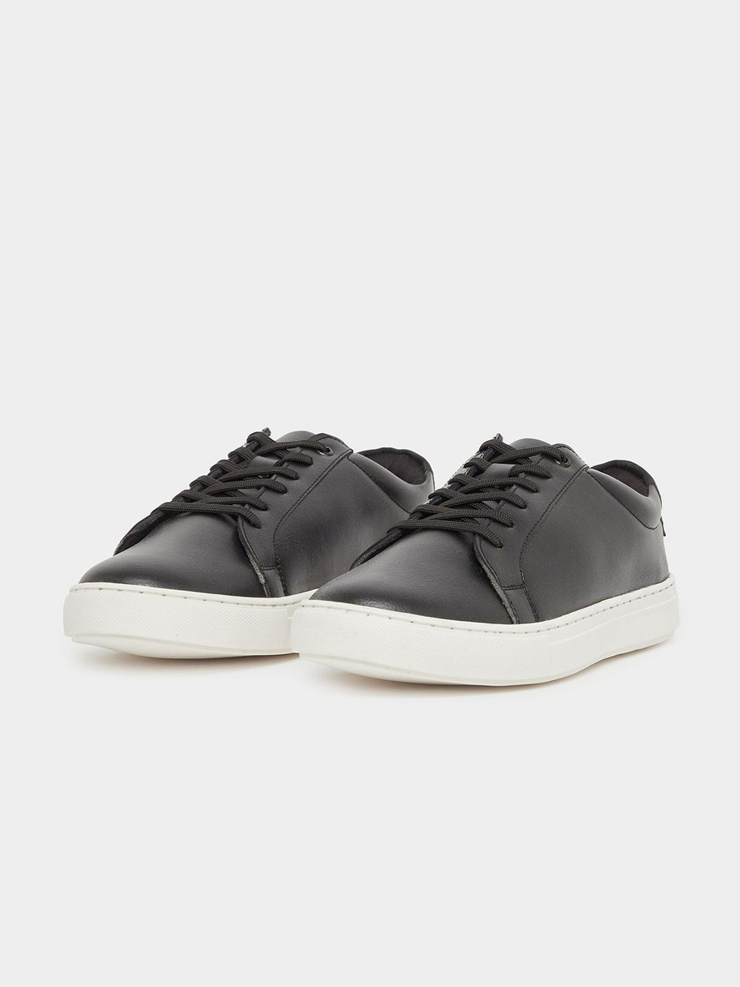 Styli Men Solid Lace-Up Comfortable Cushioned Insole Sneakers